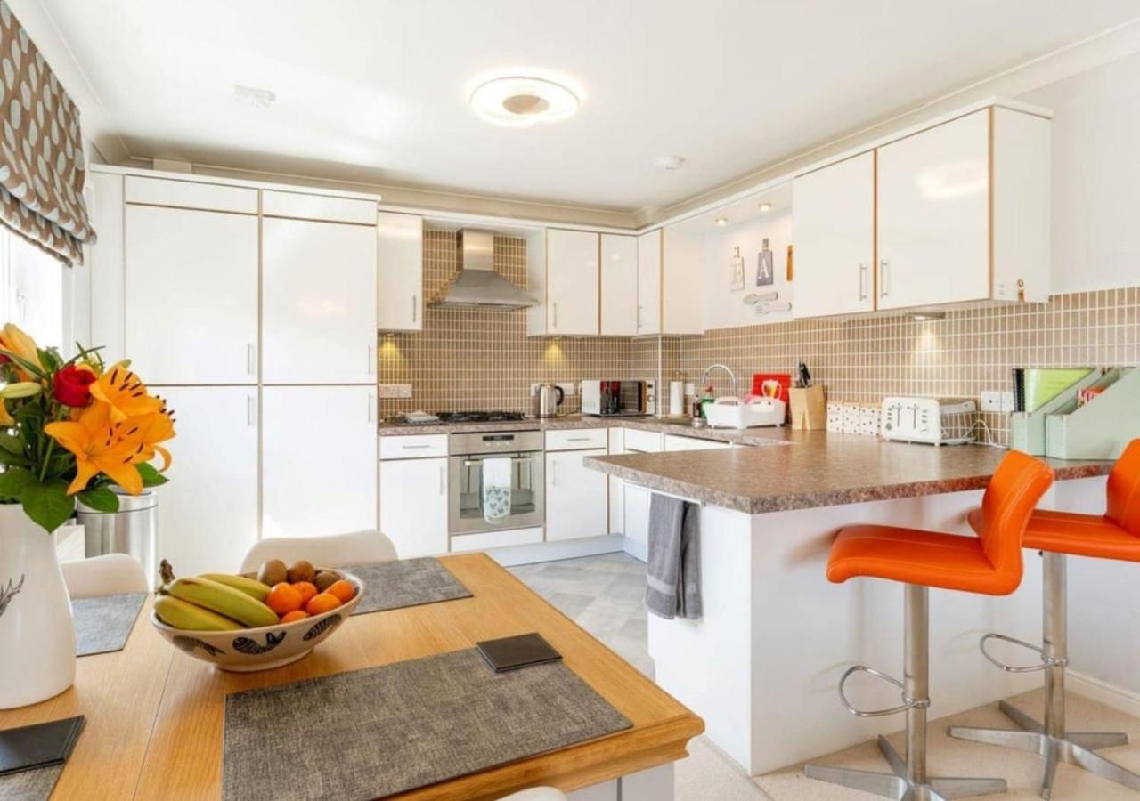 The View At No 10 Apartment Aviemore Bagian luar foto